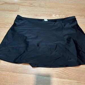 Relativity black‎ swim skirt 18